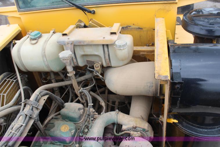 image for item H6724 1995 Volvo BMA35 articulated haul truck