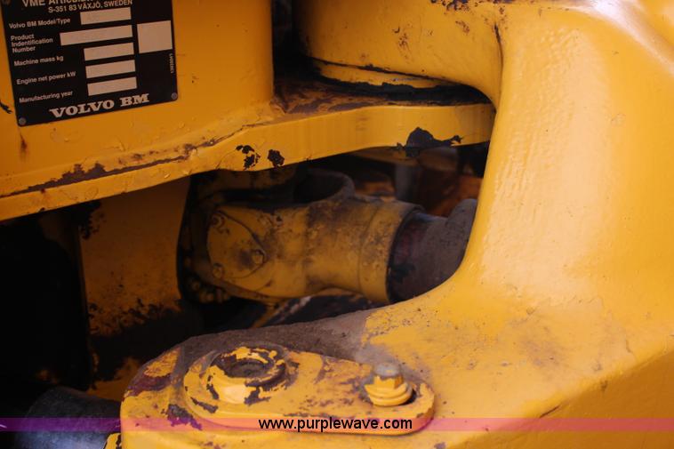 image for item H6724 1995 Volvo BMA35 articulated haul truck