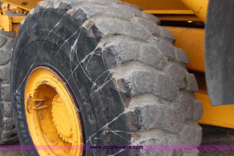 image for item H6724 1995 Volvo BMA35 articulated haul truck