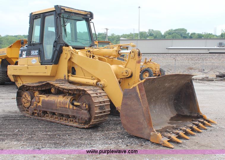 image for item H6726 2002 Caterpillar 963C track loader