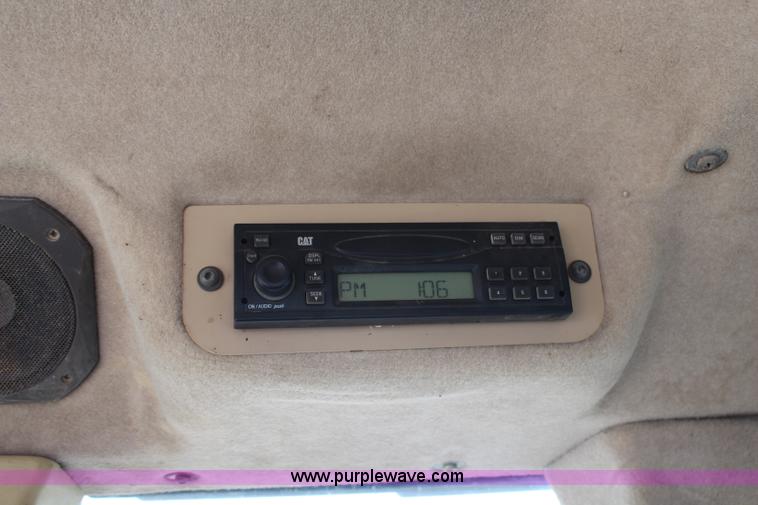 image for item H6726 2002 Caterpillar 963C track loader