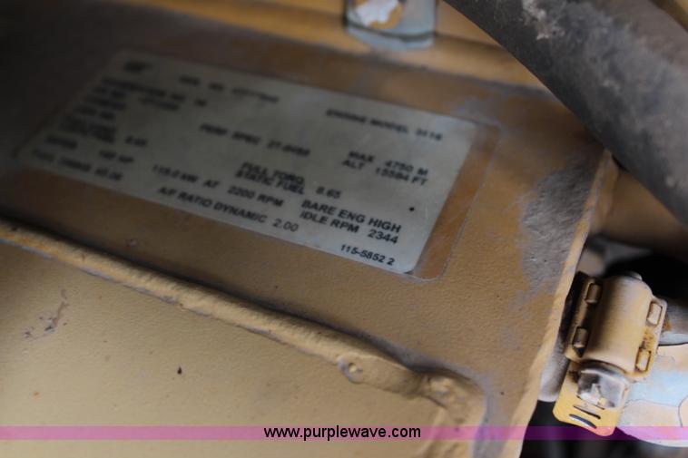 image for item H6726 2002 Caterpillar 963C track loader