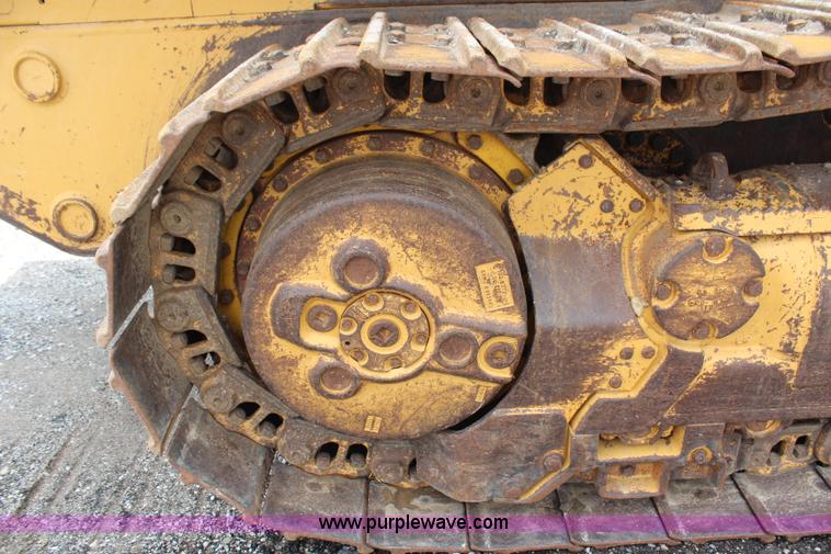 image for item H6726 2002 Caterpillar 963C track loader