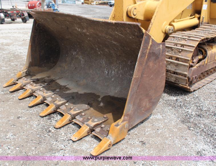 image for item H6726 2002 Caterpillar 963C track loader