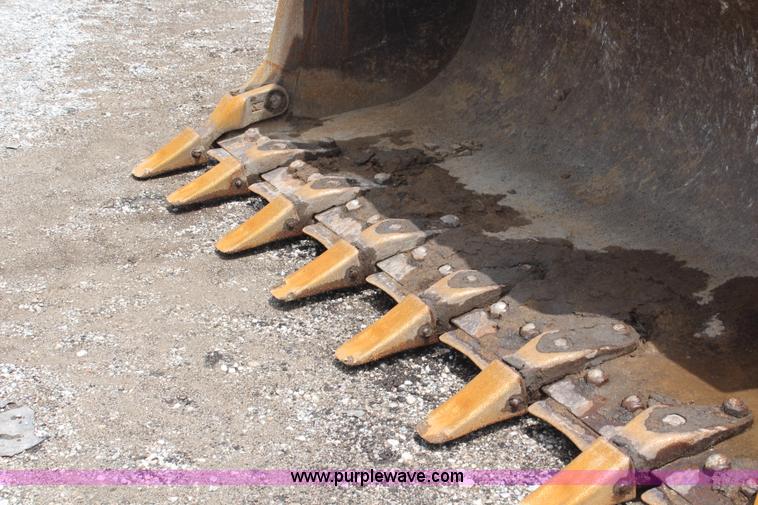 image for item H6726 2002 Caterpillar 963C track loader