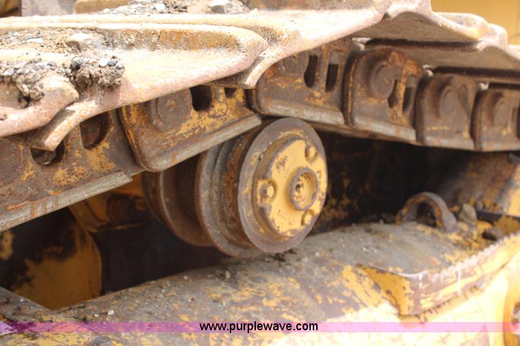 image for item H6726 2002 Caterpillar 963C track loader