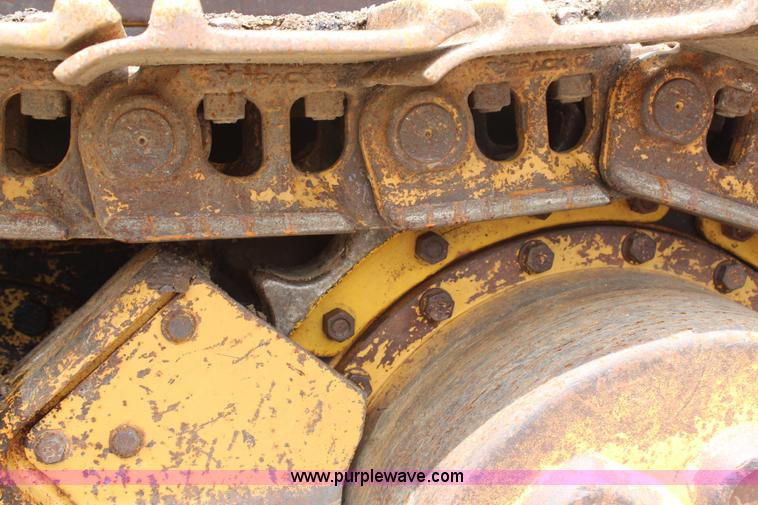 image for item H6726 2002 Caterpillar 963C track loader
