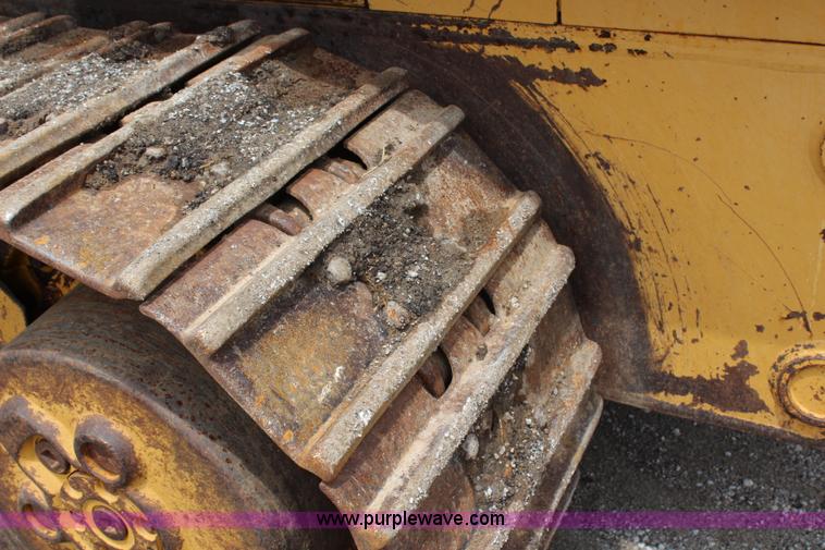 image for item H6726 2002 Caterpillar 963C track loader