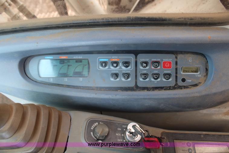 image for item H6727 2004 Link-Belt 330 LX excavator