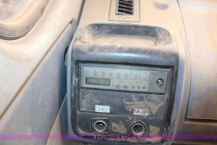 image for item H6727 2004 Link-Belt 330 LX excavator