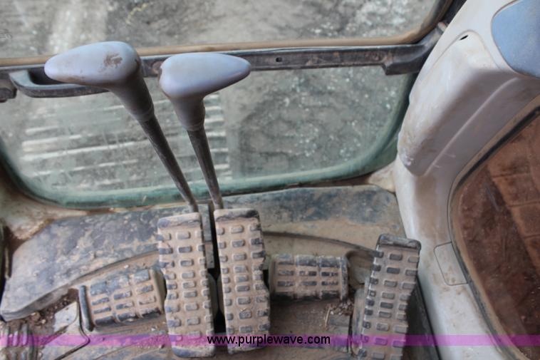 image for item H6727 2004 Link-Belt 330 LX excavator