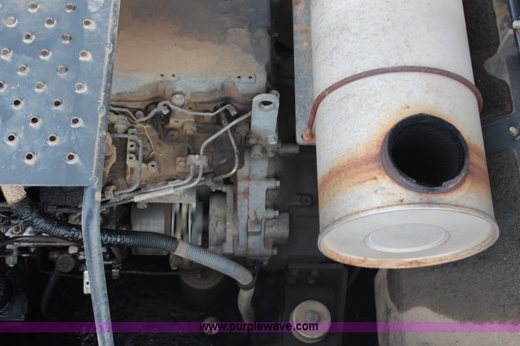 image for item H6727 2004 Link-Belt 330 LX excavator