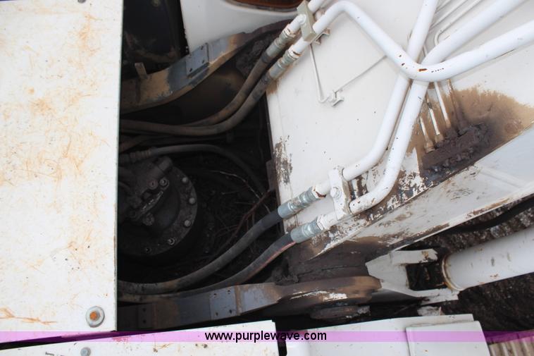 image for item H6727 2004 Link-Belt 330 LX excavator