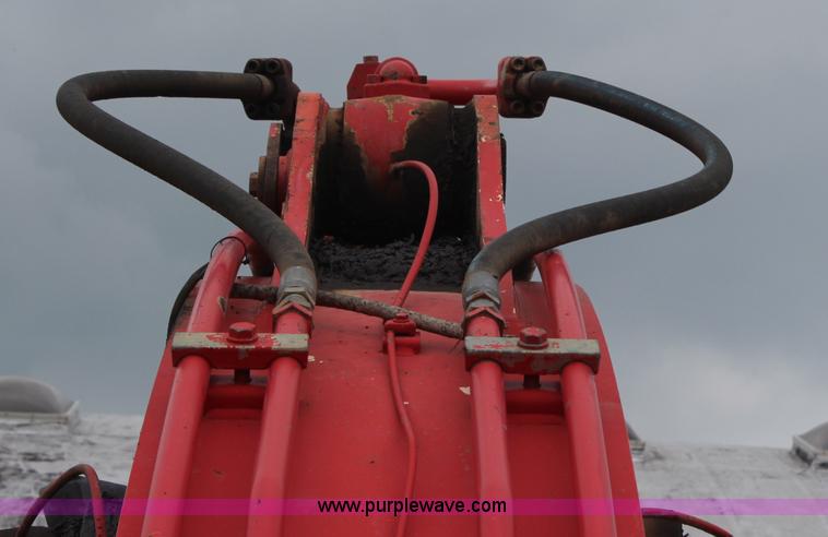 image for item H6727 2004 Link-Belt 330 LX excavator