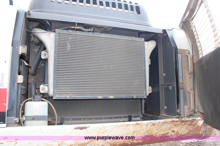 image for item H6727 2004 Link-Belt 330 LX excavator