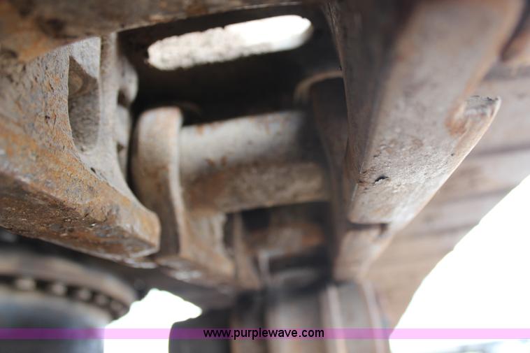 image for item H6727 2004 Link-Belt 330 LX excavator