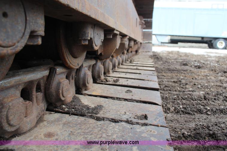 image for item H6727 2004 Link-Belt 330 LX excavator