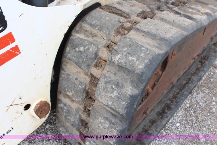 image for item H6728 2005 Bobcat T300 track skid steer