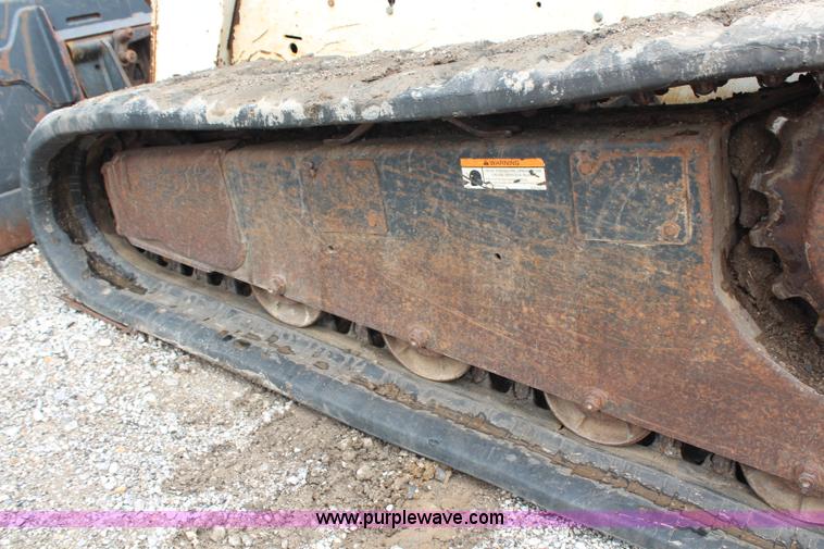 image for item H6728 2005 Bobcat T300 track skid steer