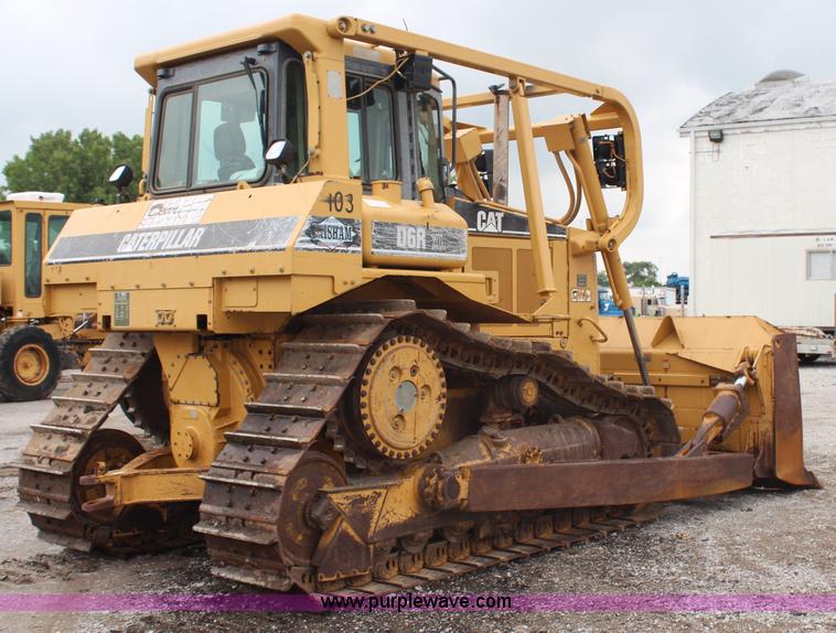 image for item H6739 1998 Caterpillar D6R XL dozer