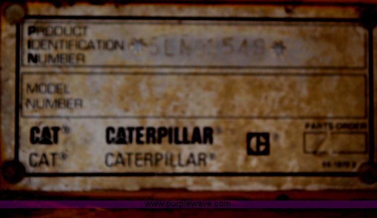 image for item H6739 1998 Caterpillar D6R XL dozer