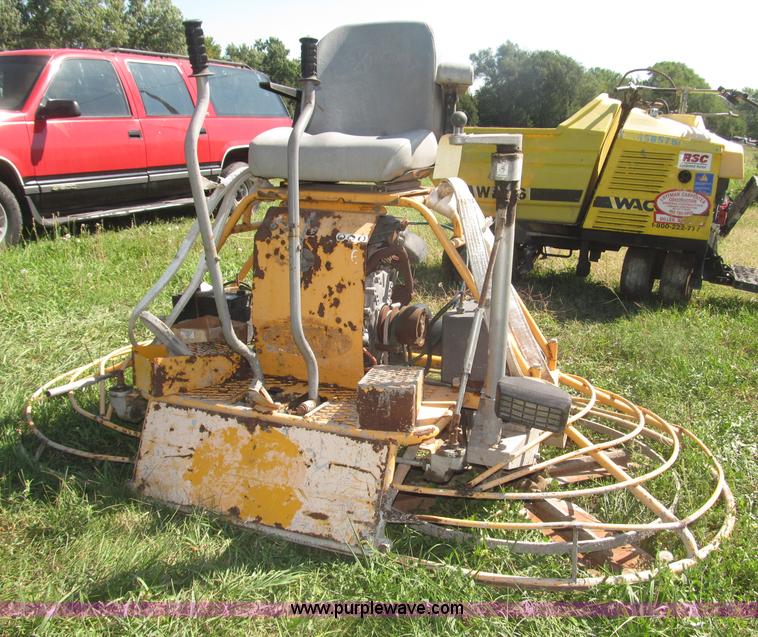 image for item AE9461 Dynapac B684HUST6SL ride on 44" power trowel