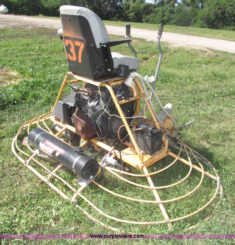 image for item AE9461 Dynapac B684HUST6SL ride on 44" power trowel