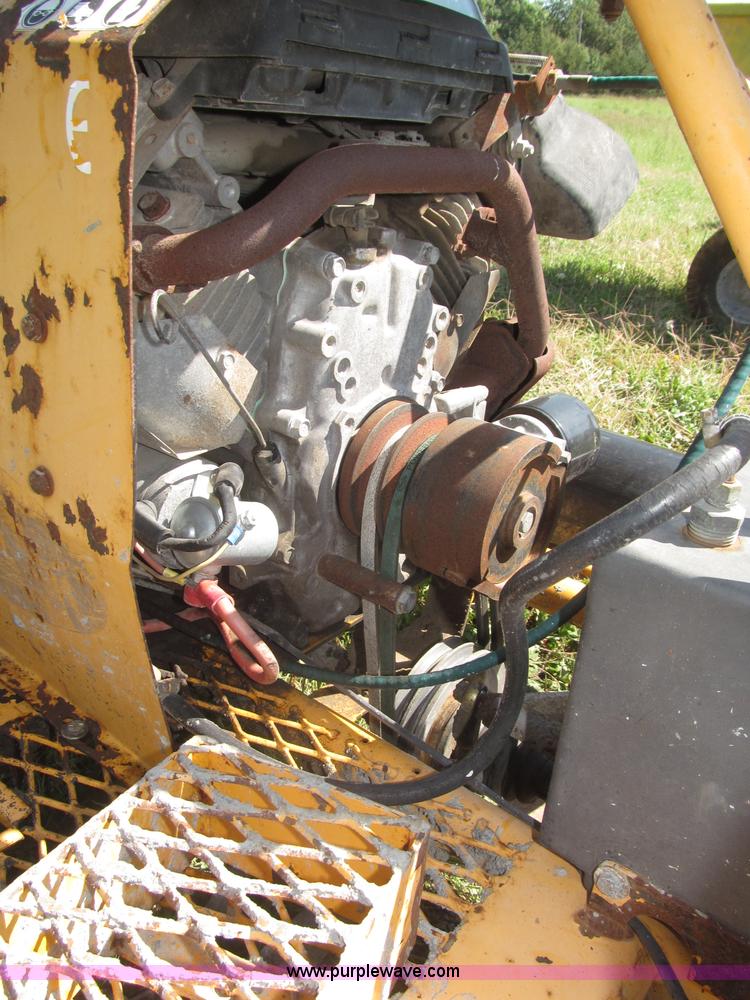 image for item AE9461 Dynapac B684HUST6SL ride on 44" power trowel