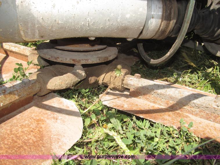 image for item AE9461 Dynapac B684HUST6SL ride on 44" power trowel