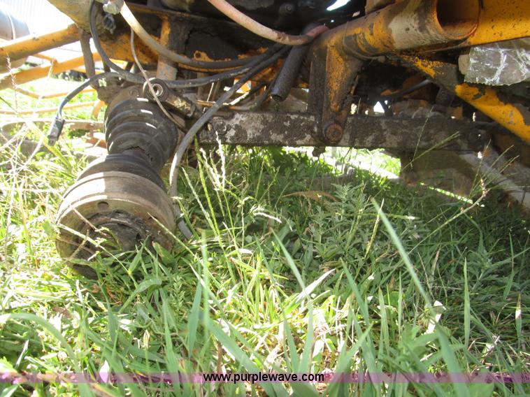 image for item AE9461 Dynapac B684HUST6SL ride on 44" power trowel