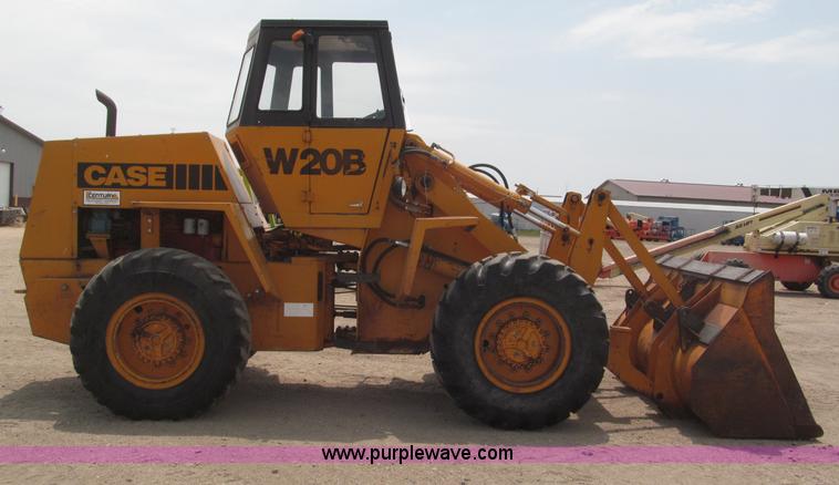 image for item B5496 Case W20B articulated wheel loader