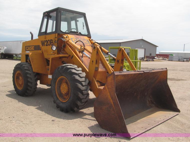 image for item B5496 Case W20B articulated wheel loader