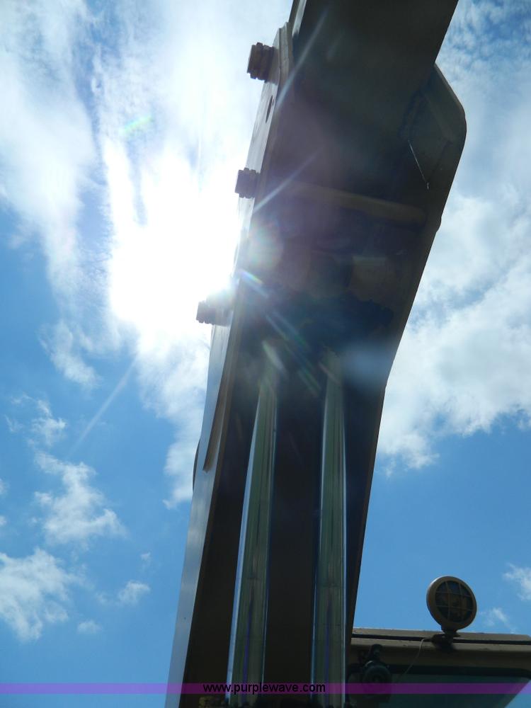 image for item D6020 Massey-Ferguson MF450-S excavator