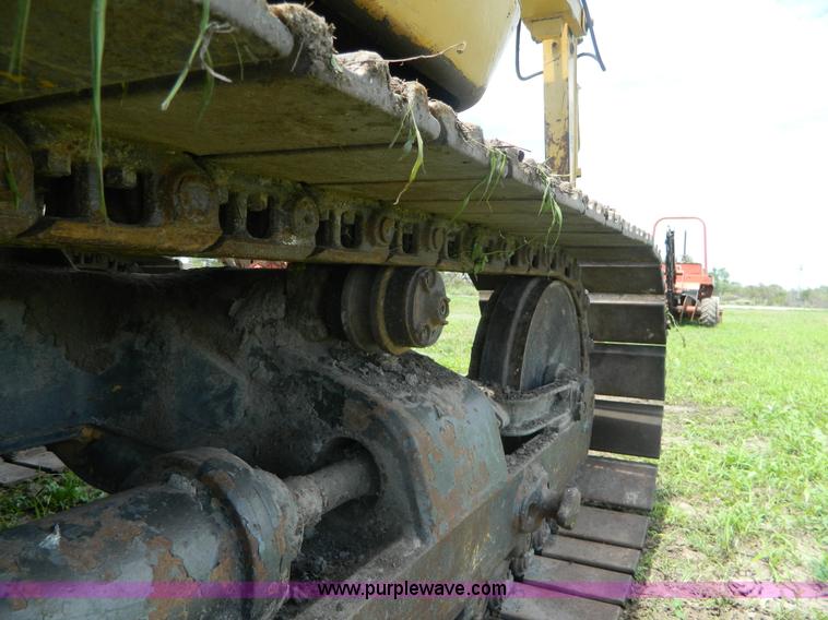 image for item D6020 Massey-Ferguson MF450-S excavator