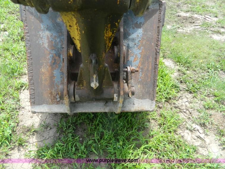 image for item D6020 Massey-Ferguson MF450-S excavator