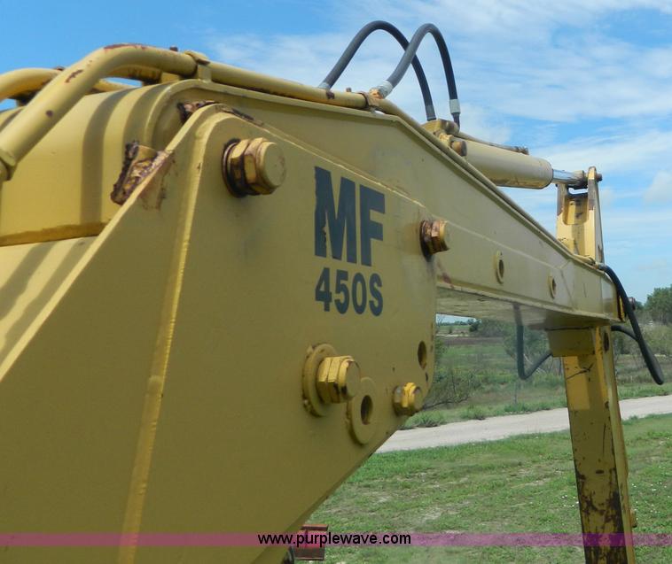 image for item D6020 Massey-Ferguson MF450-S excavator