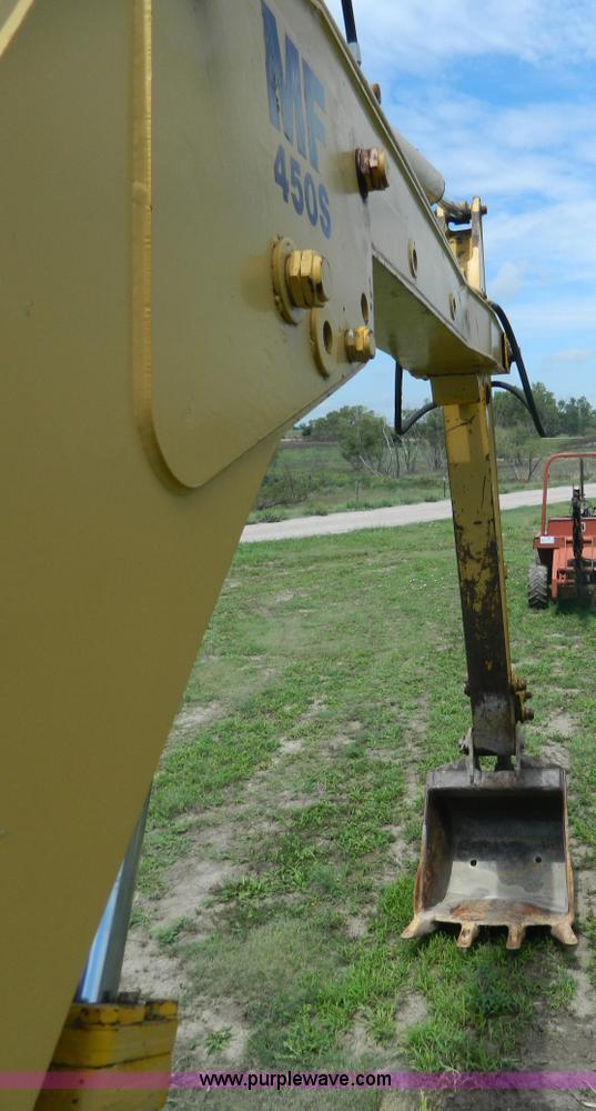 image for item D6020 Massey-Ferguson MF450-S excavator