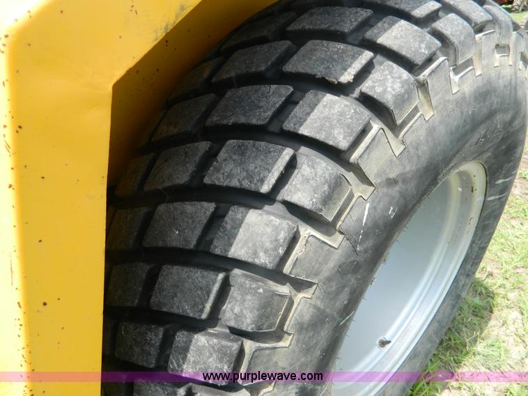 image for item D6021 International 7000 forklift