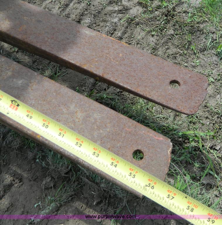 image for item D6021 International 7000 forklift