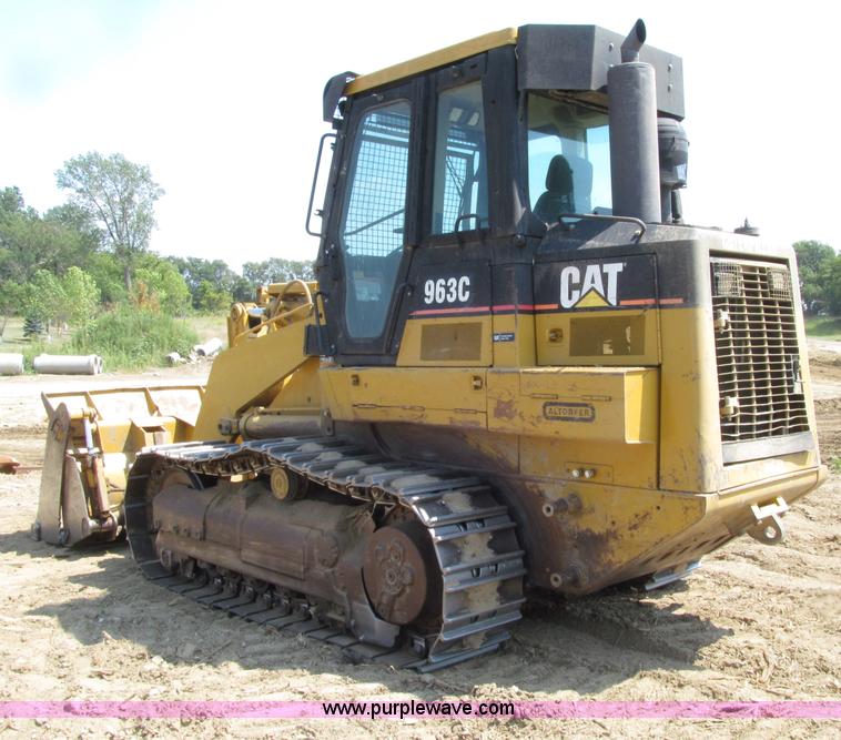 image for item D7467 2001 Caterpillar 963C track loader