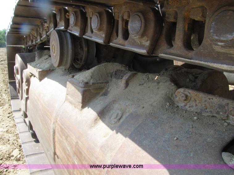 image for item D7467 2001 Caterpillar 963C track loader