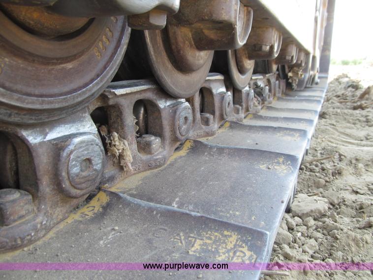 image for item D7467 2001 Caterpillar 963C track loader