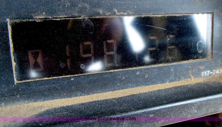 image for item D7467 2001 Caterpillar 963C track loader