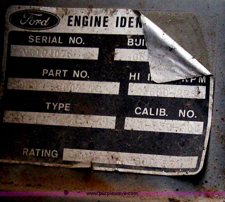 image for item D8491 1992 Ford LNT8000 water tanker truck