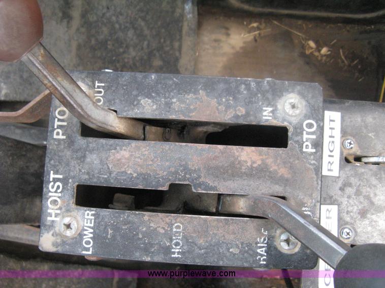 image for item D8491 1992 Ford LNT8000 water tanker truck