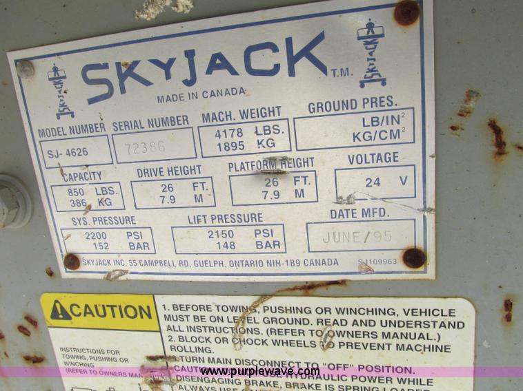 image for item F5191 1995 Skyjack 4626 scissor lift