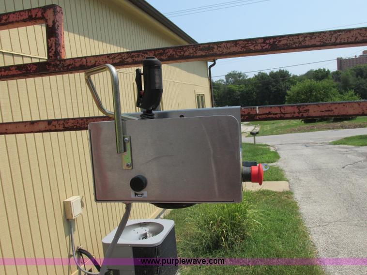 image for item F5191 1995 Skyjack 4626 scissor lift