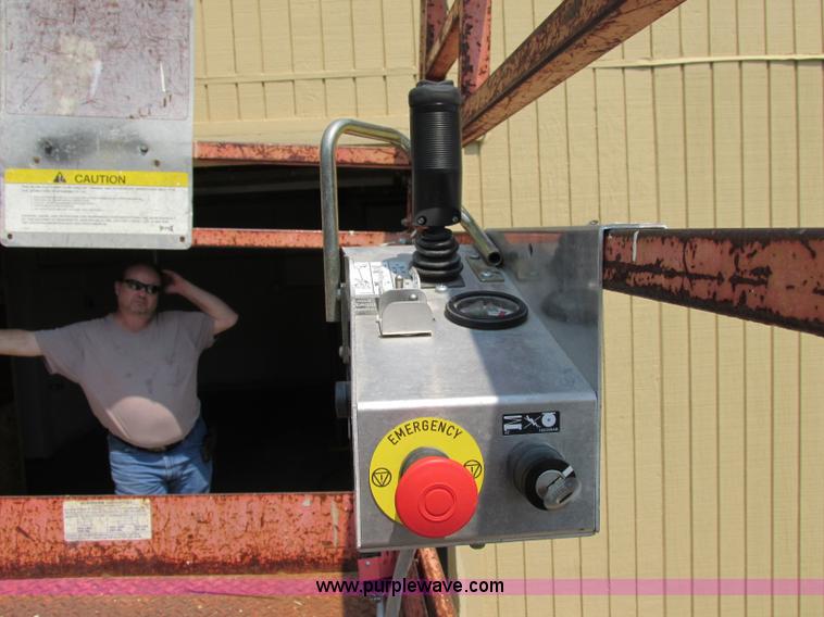 image for item F5191 1995 Skyjack 4626 scissor lift