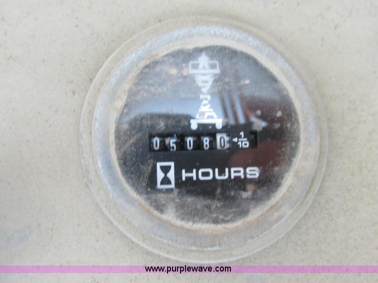 image for item F5191 1995 Skyjack 4626 scissor lift