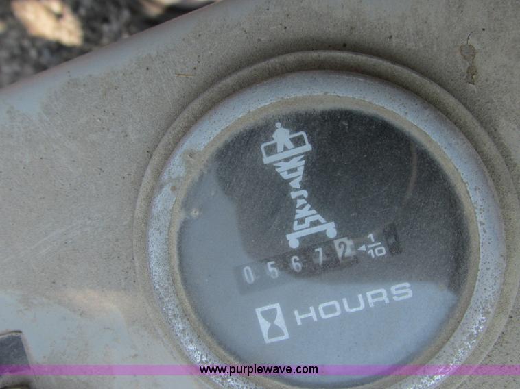 image for item F5192 1994 Skyjack 4226 electric scissor lift